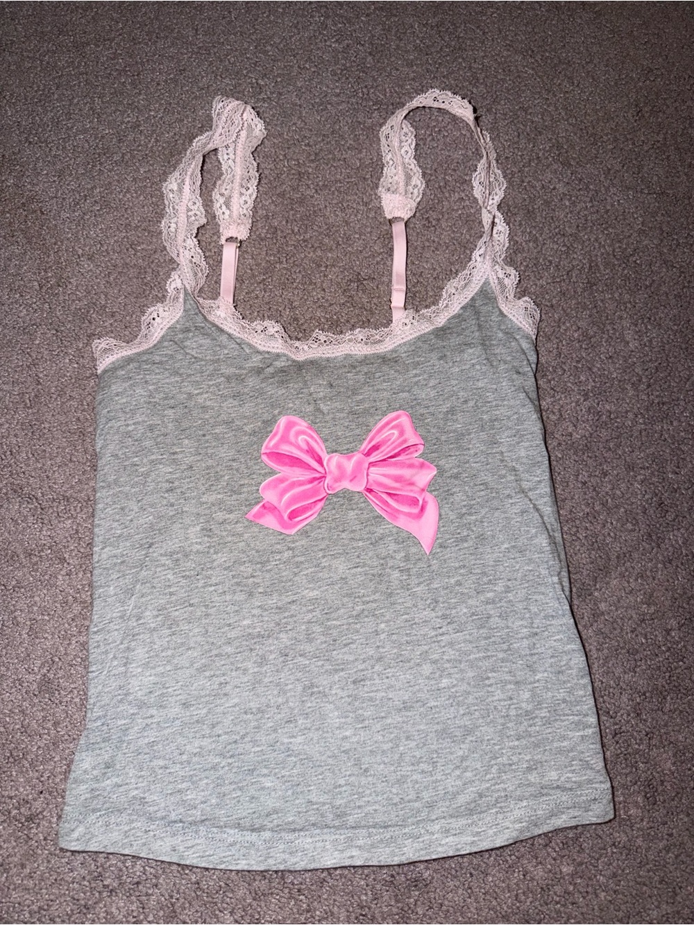 Love Shack Fancy X vs/pink Gray & Pink Lace-Trim Bow Tank Top